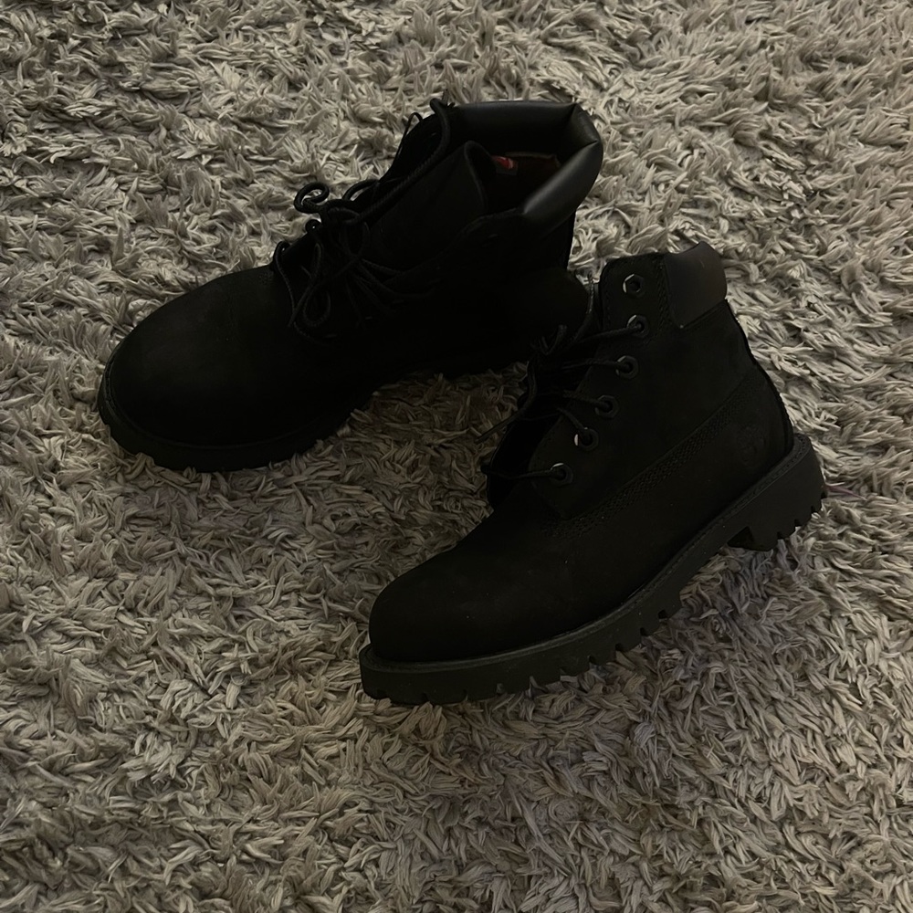 Boy Black Timberland boots